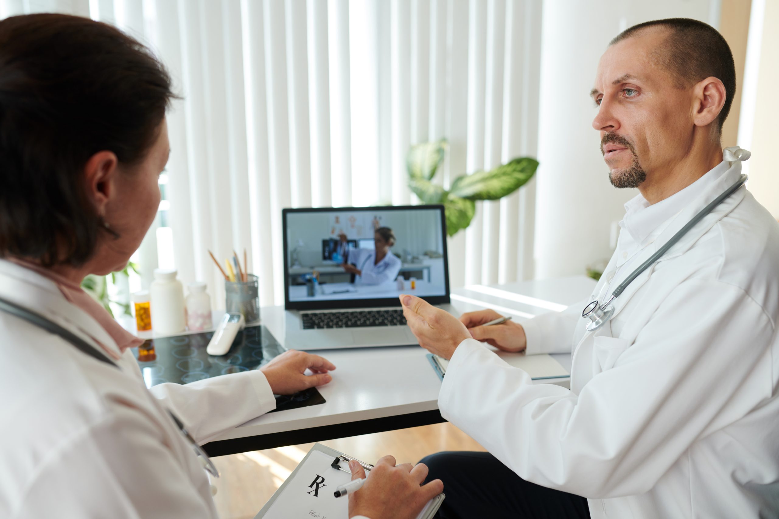 doctors discussing medical prescription